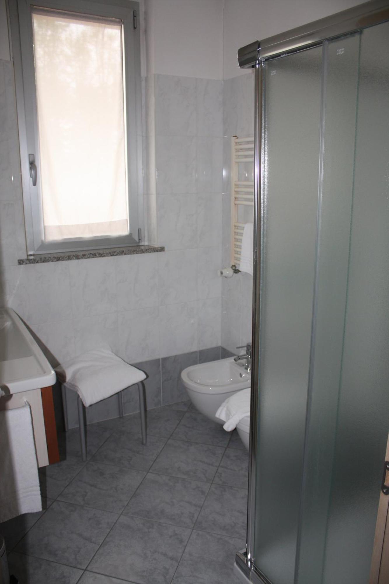 Hotel 2C Legnano Luaran gambar