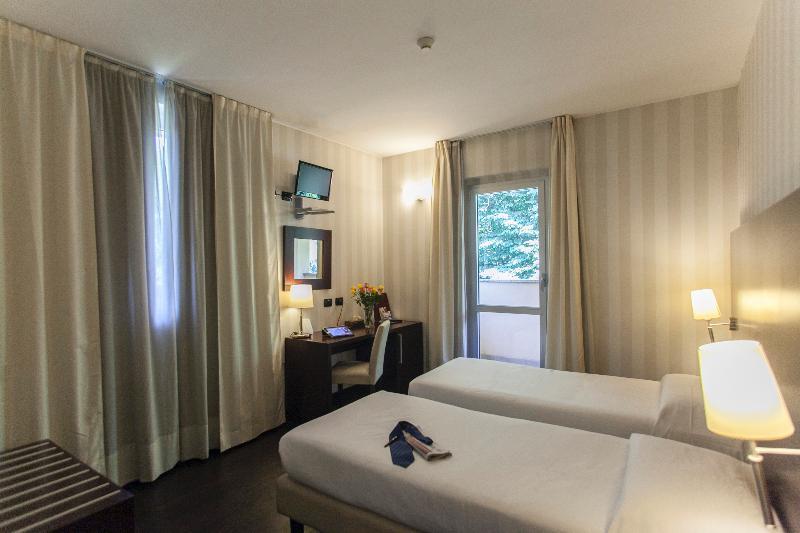 Hotel 2C Legnano Luaran gambar