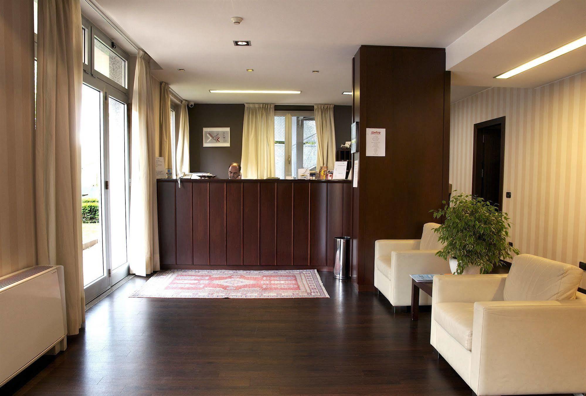 Hotel 2C Legnano Luaran gambar